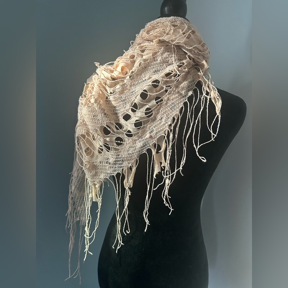 VINTAGE BOHO SHEER CUTOUT TRIANGULAR FRINGE Sparkle SCARF - Picture 6 of 8